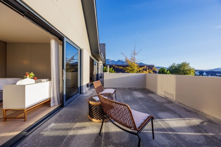 4 Bedroom Property for Sale in Pearl Valley at Val de Vie Western Cape